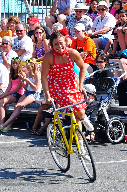 Oh no, I should not have eaten the curry for lunch