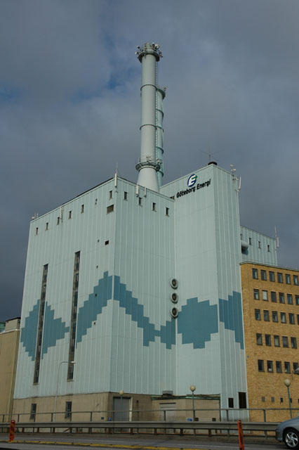 Lots_of_industry_here.jpg